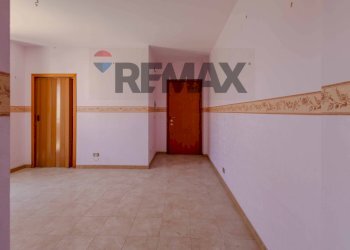 Stanza vuota - Quadrilocale Idebrando PIzzetti
 
3, Barletta - foto 5