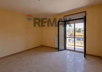 Stanza vuota - Quadrilocale Idebrando PIzzetti
 
3, Barletta - foto 6