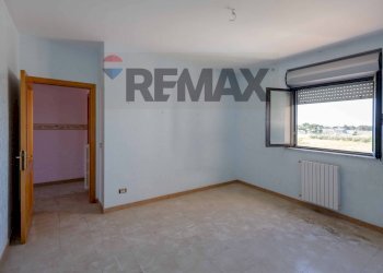 Stanza vuota - Quadrilocale Idebrando PIzzetti
 
3, Barletta - foto 9