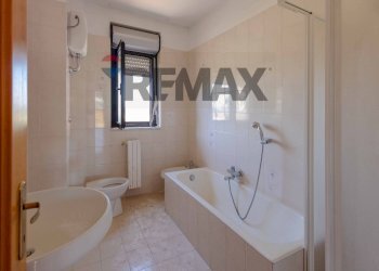 Bagno - Quadrilocale Idebrando PIzzetti
 
3, Barletta - foto 12