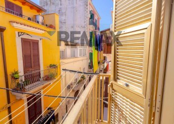 Balcone - Bilocale Niccolò Fraggianni
 
13, Barletta - foto 9