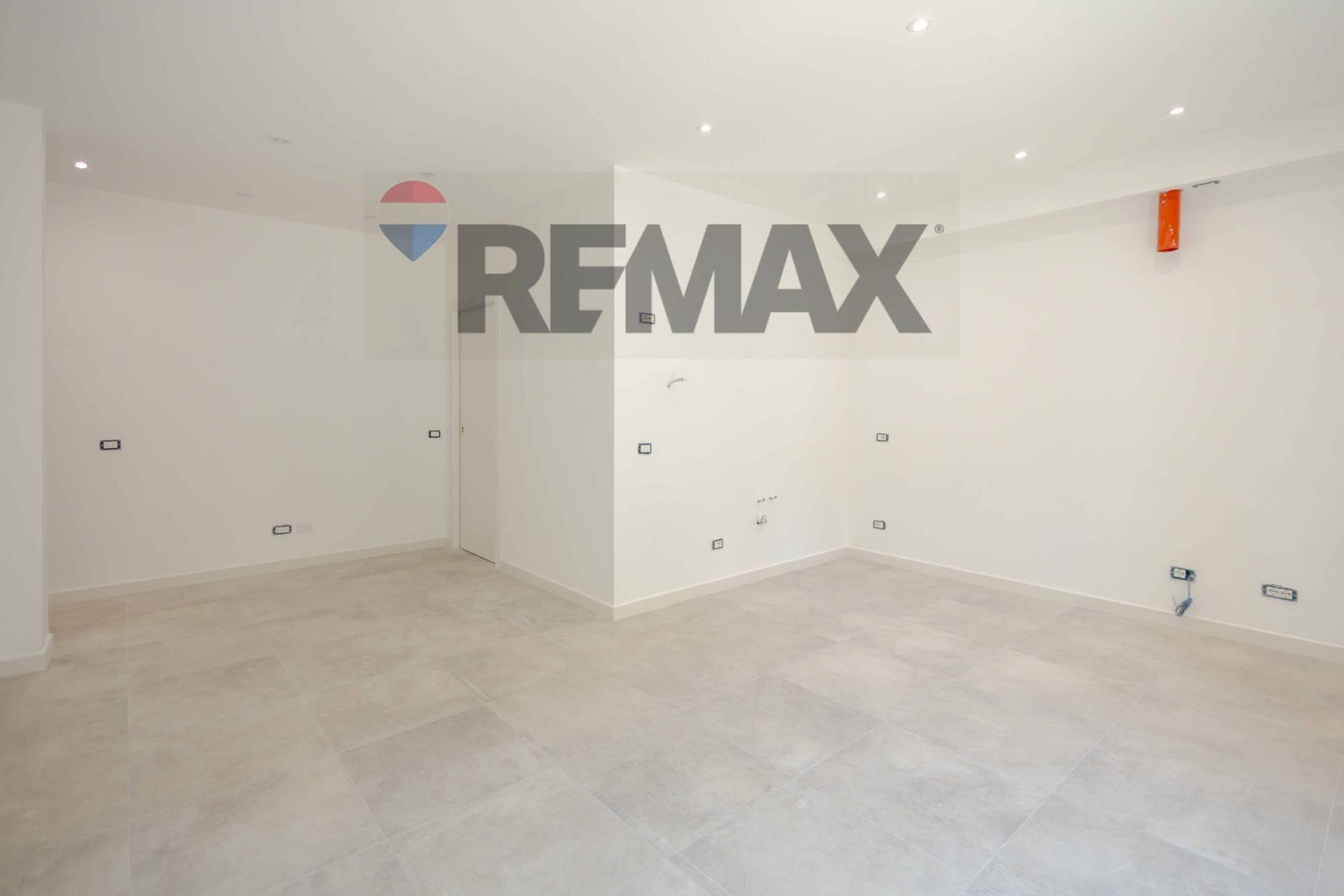 Stanza vuota - Trilocale Bari - foto 3