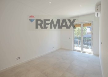 Stanza vuota - Trilocale Bari - foto 5