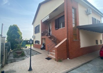 Foto 1 - Villa Via Aldo Diani
 
23, Alessandria - foto 1