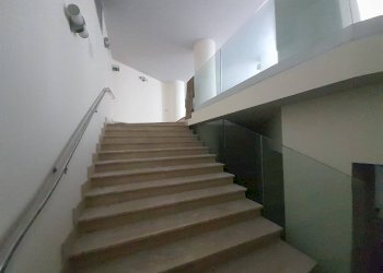 Foto 13 - Stable - Palace Via San Berardino, Eboli - photo 13