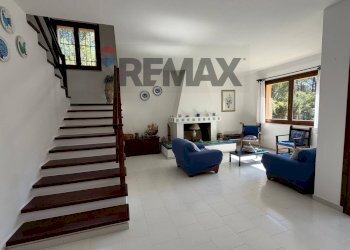 Soggiorno - Casa semi indipendente comunione la saia, Pula - foto 10