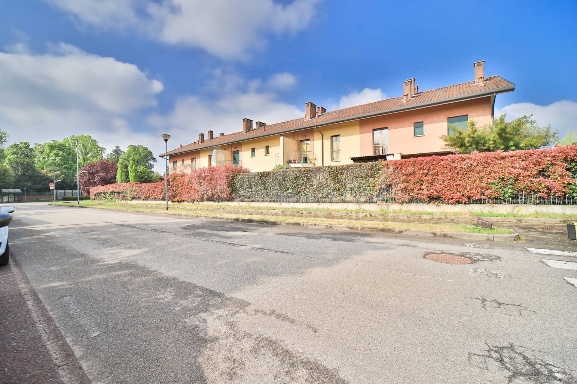 Foto 2 - Quadrilocale VIA RESEGONE
 
11, Lomagna - foto 2