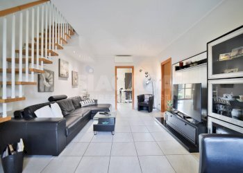 Foto 10 - Quadrilocale VIA RESEGONE
 
11, Lomagna - foto 10