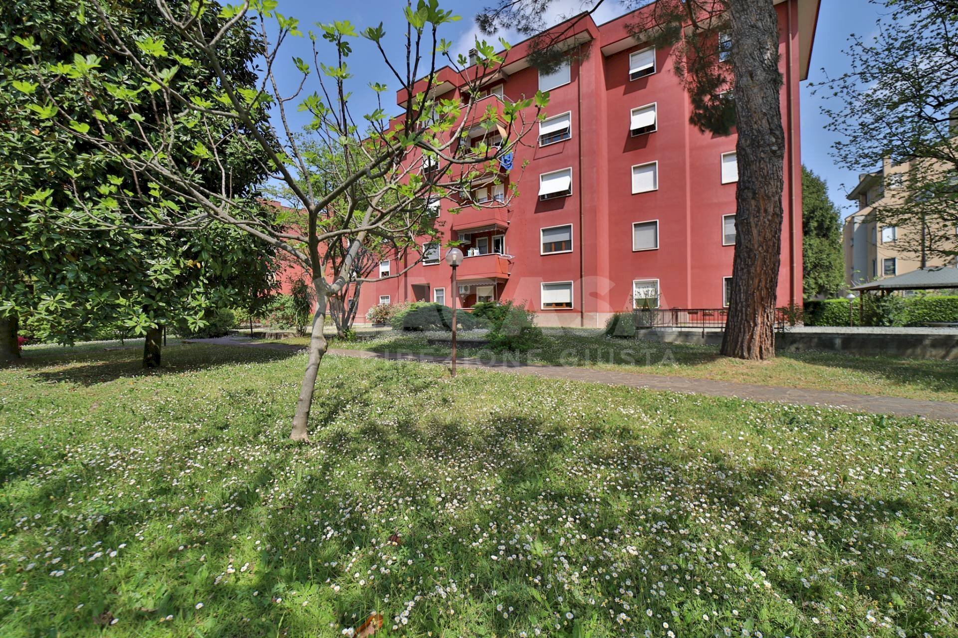 Foto 2 - Trilocale VIA GOLGI
 
16, Arcore - foto 2