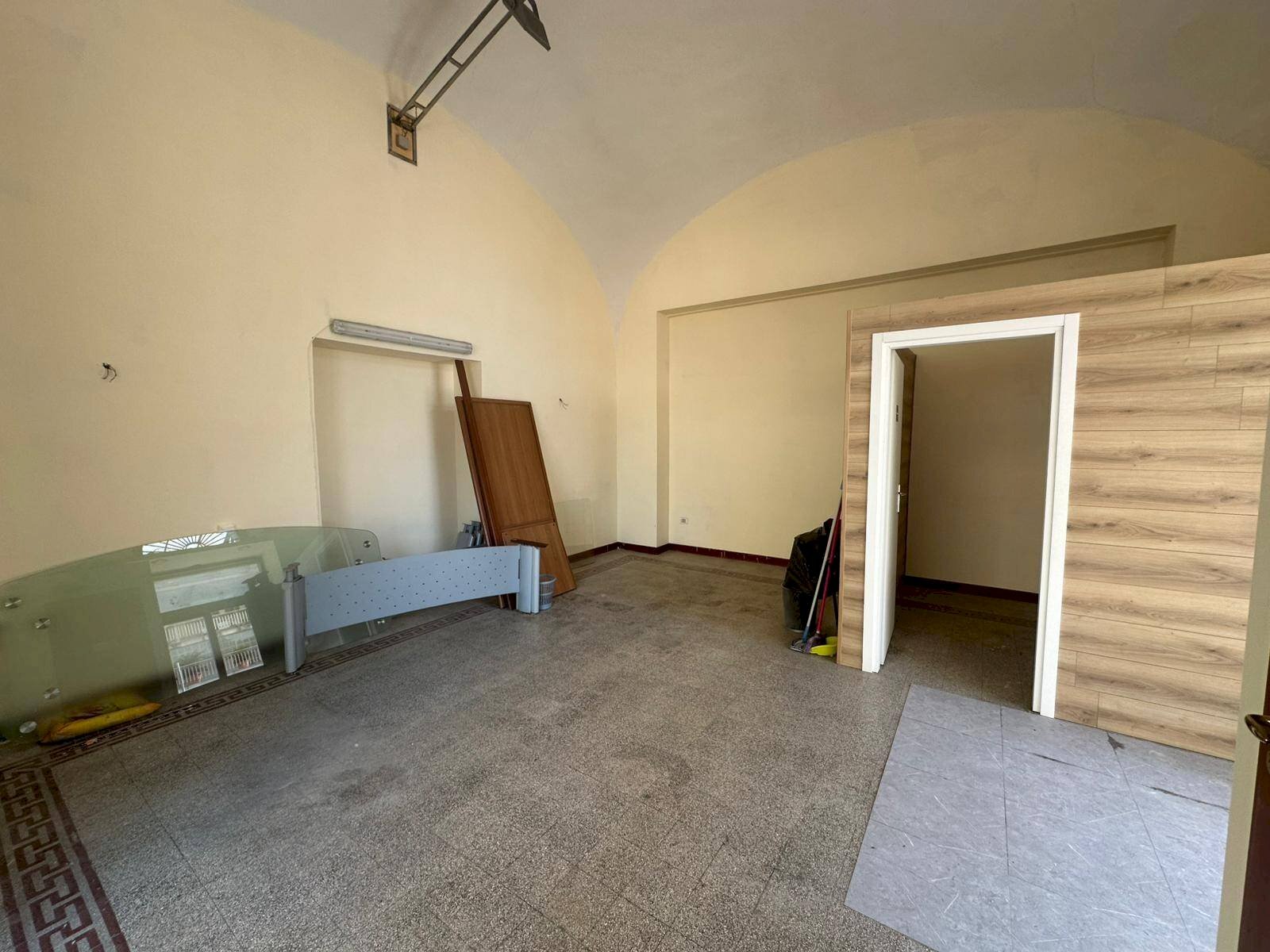 Foto 1 - Locale Commerciale VIA NAZIONALE APPIA
 
178, Casagiove - foto 1