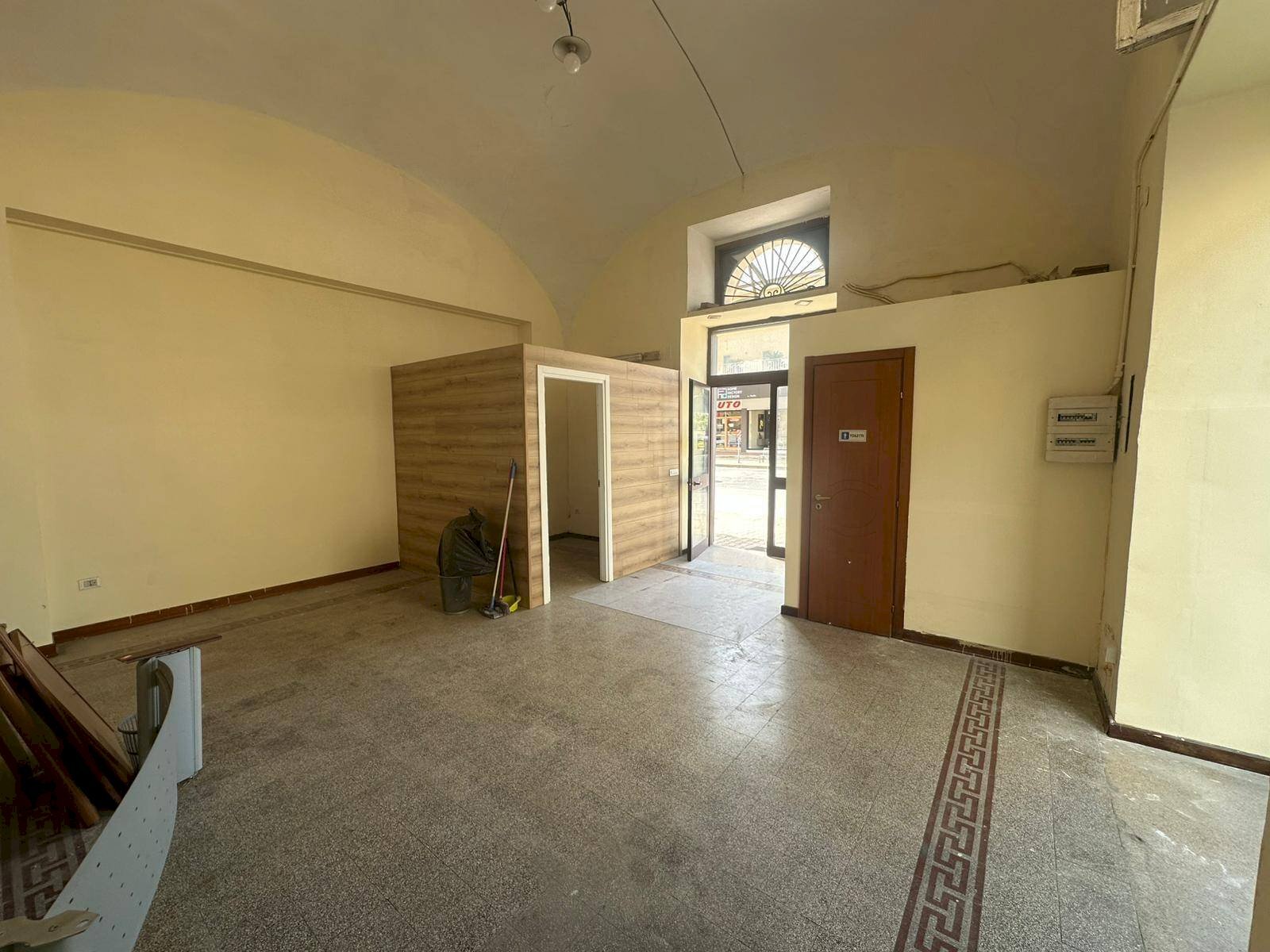 Foto 2 - Locale Commerciale VIA NAZIONALE APPIA
 
178, Casagiove - foto 2