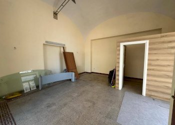 Foto 1 - Locale Commerciale VIA NAZIONALE APPIA
 
178, Casagiove - foto 1