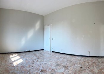 Foto 17 - Trilocale Savona - foto 17