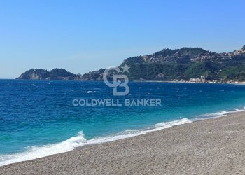 Foto 2 - Casa semi indipendente Via Roma
 
55, Letojanni - foto 2