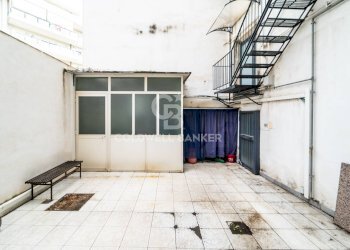 Foto 4 - Ufficio Via Guardia della Carvana
 
17, Catania - foto 4