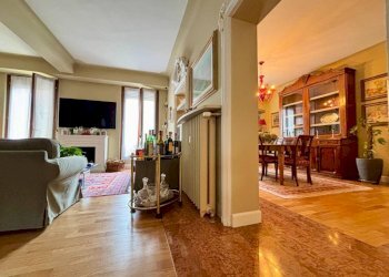 Salone - Quadrilocale via Sant'Andrea, Milano (zona Quadrilatero della Moda) - foto 5