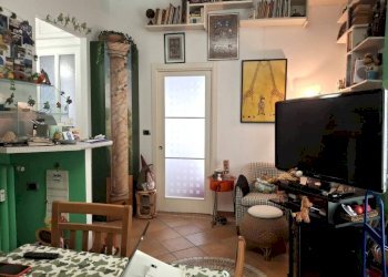 Salone - Bilocale via Principessa Clotilde, 48, Torino (zona San Donato) - foto 3
