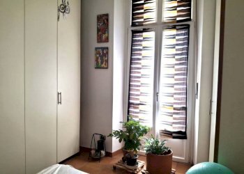 Camera da letto - Bilocale via Principessa Clotilde, 48, Torino (zona San Donato) - foto 9