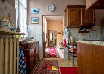 Cucina - Trilocale corso Piemonte, 79, Saluzzo - foto 14