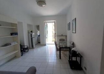 Soggiorno - Two-room apartment corso Francia, 99, Torino (neighborhood Cit Turin) - photo 2