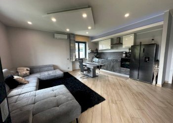 Soggiorno - Villa via Dante Alighieri, 8A, Vergiate - foto 2