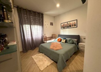 Camera da letto - Villa via Dante Alighieri, 8A, Vergiate - foto 6