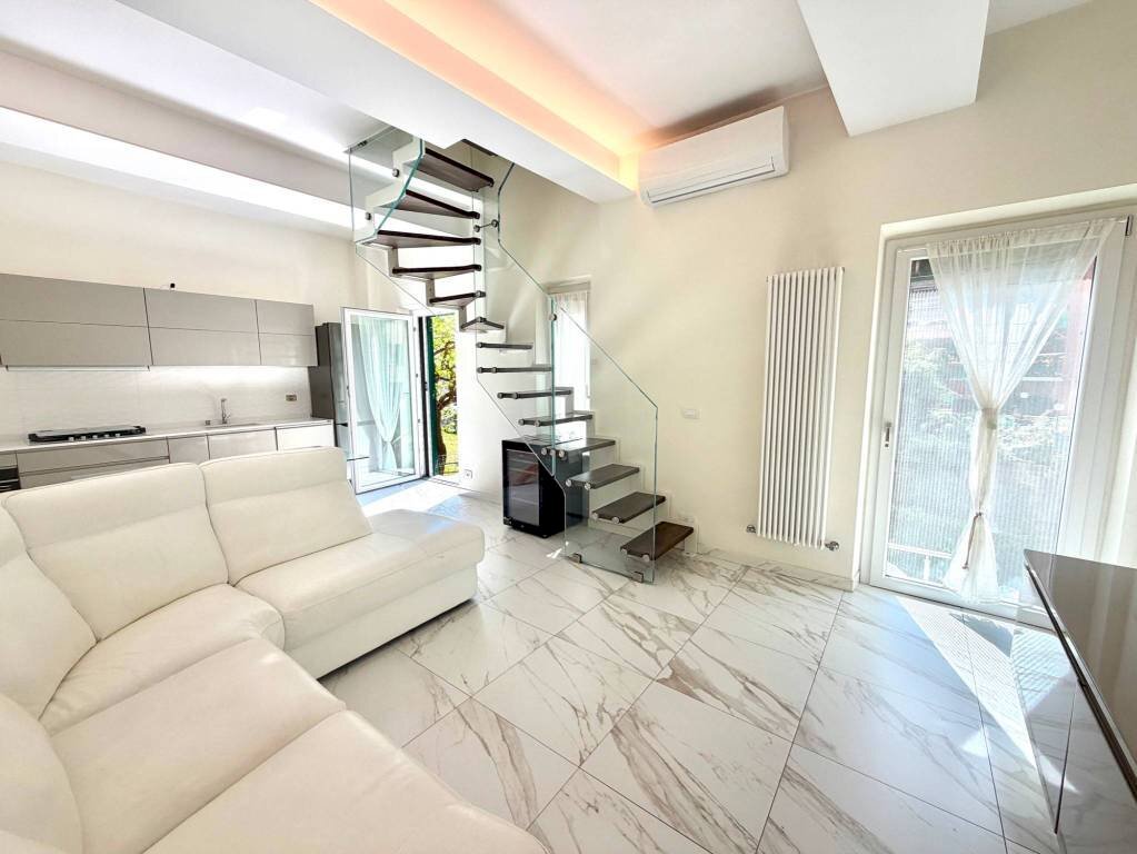 Salone - Appartamento via Rollino, Genova (zona Sestri Ponente) - foto 1