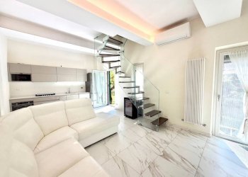 Salone - Appartamento via Rollino, Genova (zona Sestri Ponente) - foto 14