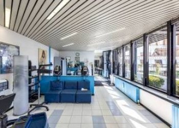 Interno non residenziale - Negozio piazza 20 Settembre, Varese - foto 2