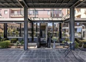 Facciata - Negozio piazza 20 Settembre, Varese - foto 3