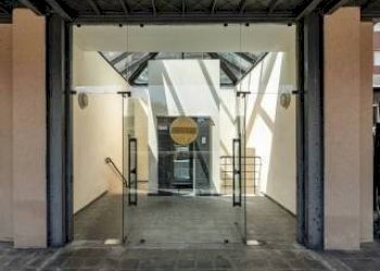 Interno non residenziale - Negozio piazza 20 Settembre, Varese - foto 4