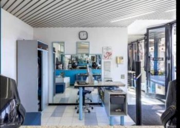 Interno non residenziale - Negozio piazza 20 Settembre, Varese - foto 12