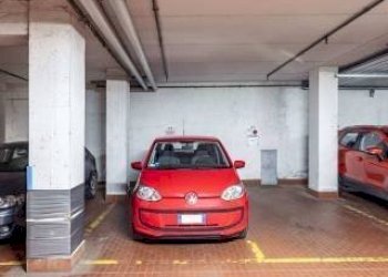 Posto macchina - Negozio piazza 20 Settembre, Varese - foto 15