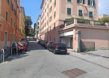Zona - Negozio via Bolzano, frazione Quinto Al Mare, Genova - foto 4