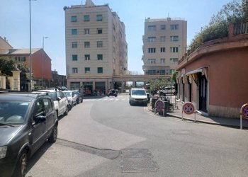Zona - Negozio via Bolzano, frazione Quinto Al Mare, Genova - foto 8