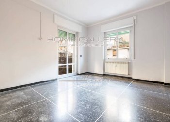 Interno appartamento - Three-room apartment largo Augusto Merlo, Genova (neighborhood Marassi) - photo 6