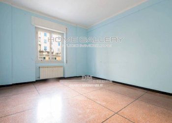 Interno appartamento - Three-room apartment largo Augusto Merlo, Genova (neighborhood Marassi) - photo 10