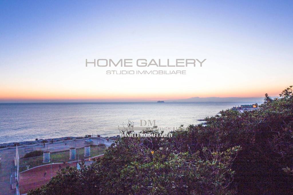 Vista - Trilocale via Nicola Fabrizi, 4, Genova (zona Quarto) - foto 3