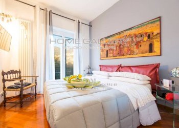 Camera da letto - Trilocale via Nicola Fabrizi, 4, Genova (zona Quarto) - foto 5