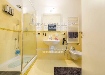 Bagno - Three-room apartment via Nicola Fabrizi, 4, Genova (neighborhood Quarto) - photo 12