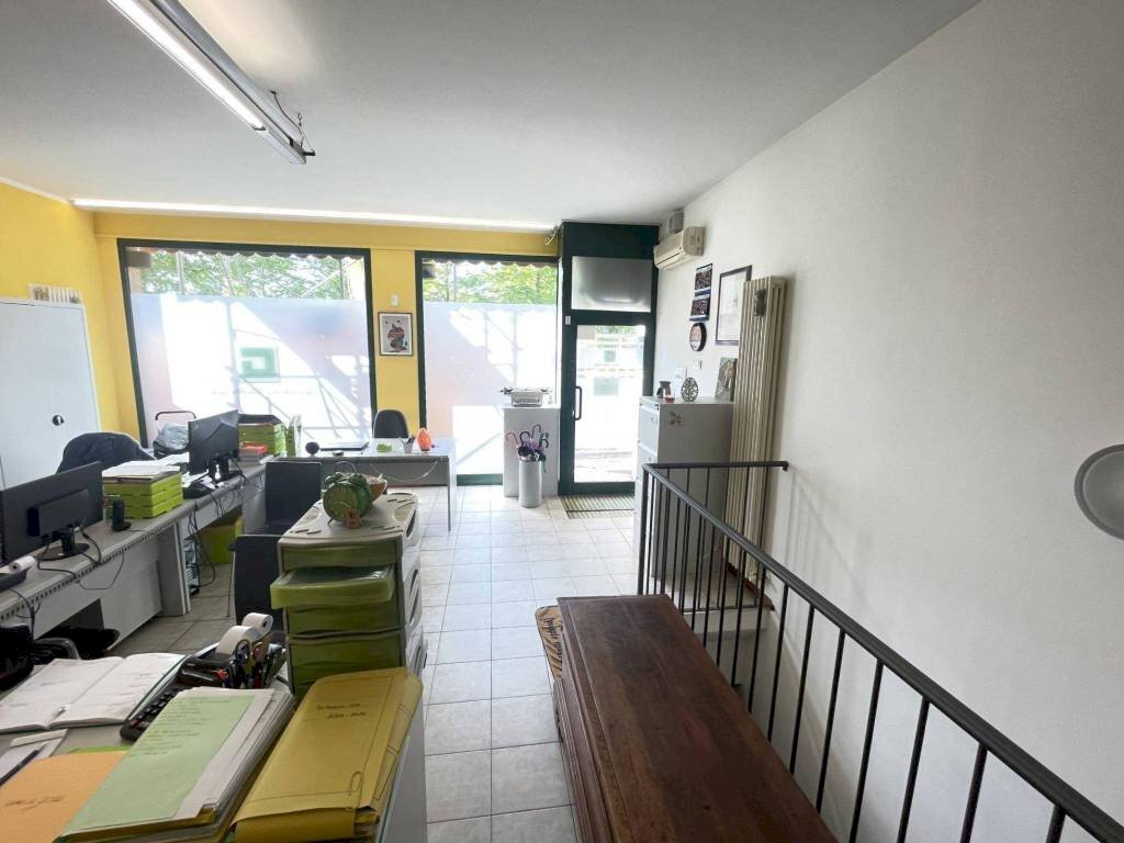 Interno non residenziale - Negozio via Augusta Rasponi, 8/A, Ravenna - foto 3
