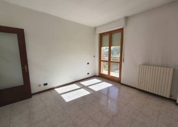 Camera da letto - Appartamento via Langhe, Carrù - foto 28