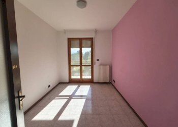 Camera da letto - Appartamento via Langhe, Carrù - foto 30