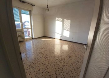 Camera da letto - Appartamento via al Ferrone, Mondovì - foto 26