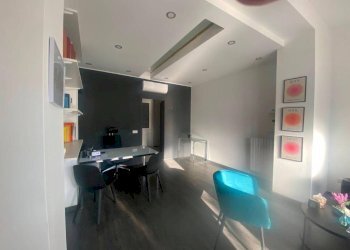 Ufficio - Shop piazza Francesco Petrarca, 13, Corsico - photo 1