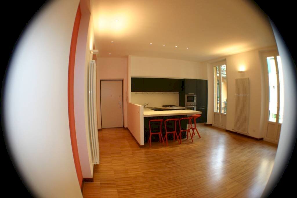 Salone - Trilocale via Marghera, 14, Milano (zona Wagner) - foto 2