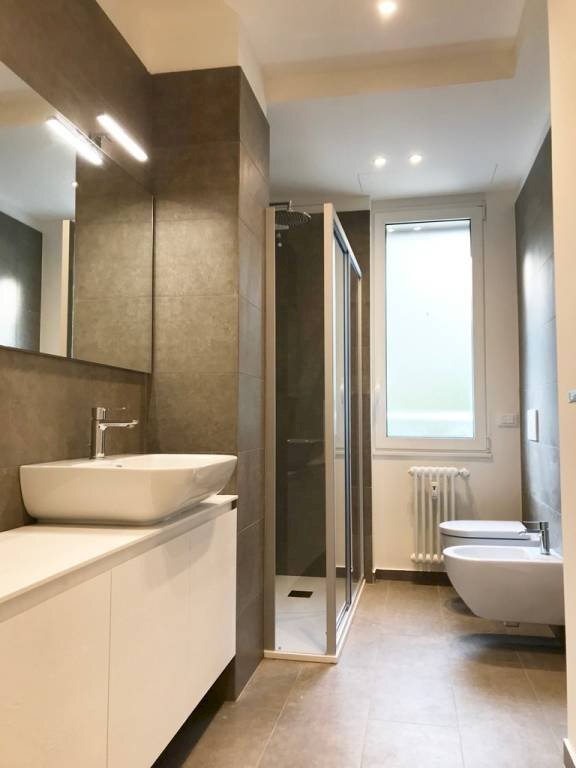 Bagno - Three-room apartment via Alcuino, 7, Milano (neighborhood Wagner) - photo 3