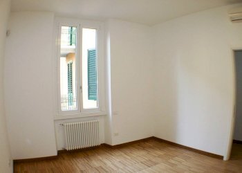 Camera da letto - Trilocale via Marghera, 14, Milano (zona Wagner) - foto 10