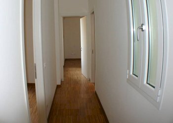 Corridoio - Trilocale via Marghera, 14, Milano (zona Wagner) - foto 11