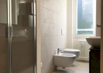 Bagno - Trilocale via Alcuino, 7, Milano (zona Wagner) - foto 10